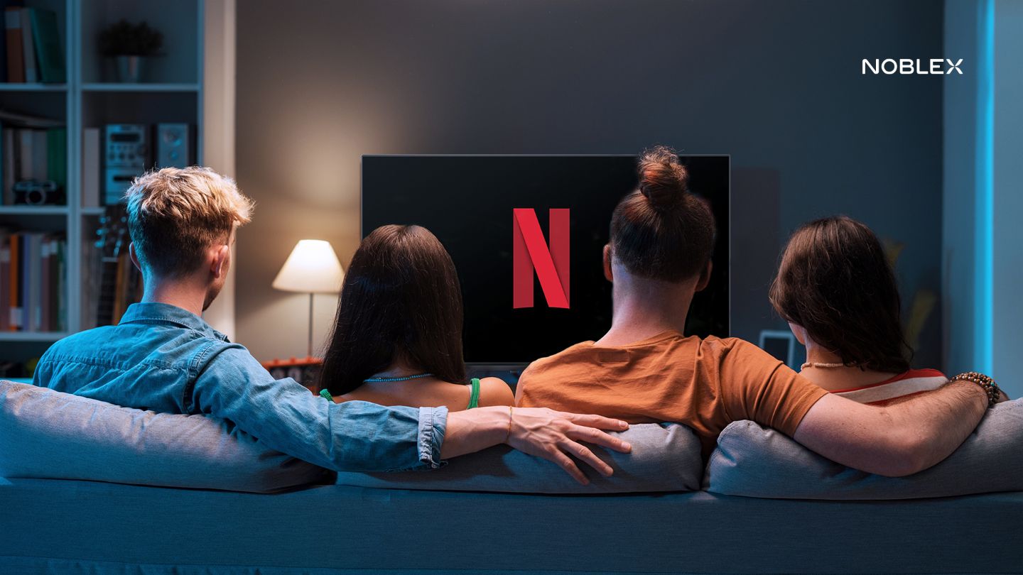 Smart TV X7 Series - 75" Lifestyle